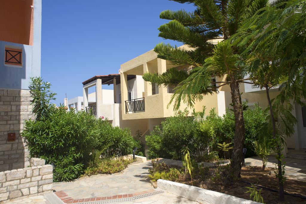 Dionysos Authentic Resort & Village Agia Fotia  Exteriör bild